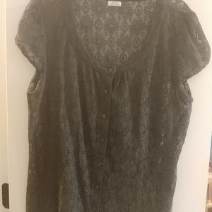 🌠 5/$15 Lace Blouse with cap sleeve